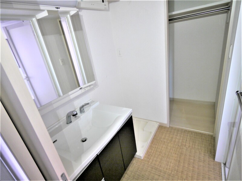 洗面設備　ベルメゾン高取グラース