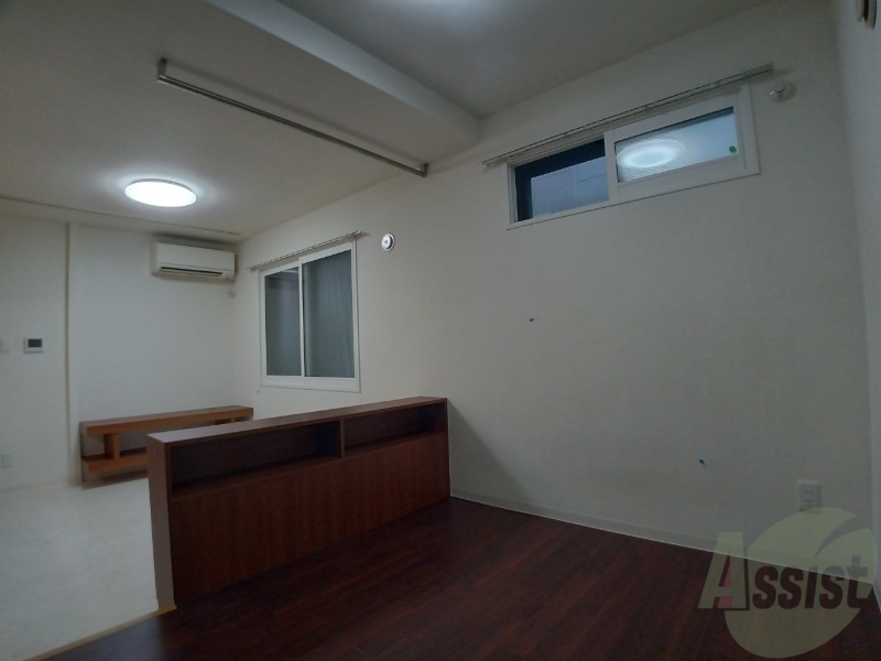 その他部屋・スペース　寝室です。部屋をどう使うかはあなた次第です！