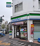 コンビニ　ファミリーマート蒲田四丁目店（コンビニ）まで269m