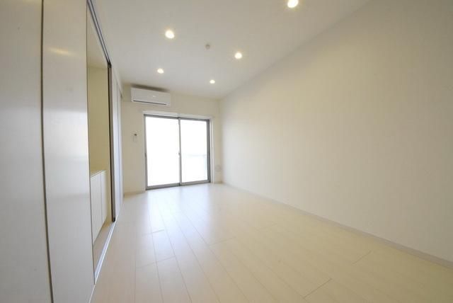 居室・リビング　7.2帖の洋室