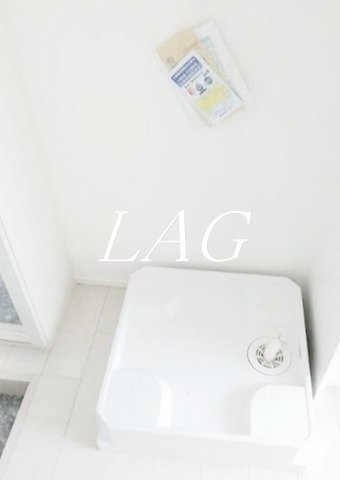 その他設備　室内洗濯機置場になります。