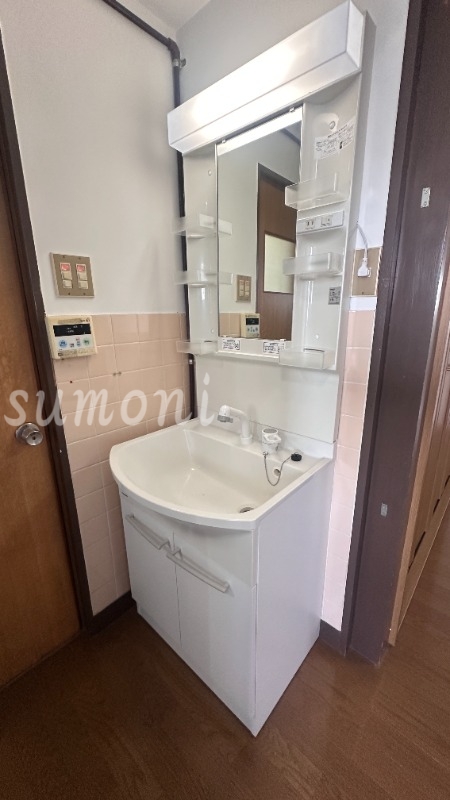 洗面設備　シャンプードレッサー