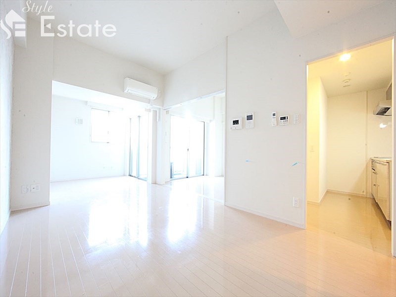 居室・リビング　内装