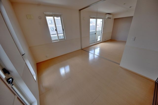 居室・リビング　★6帖の洋室です★