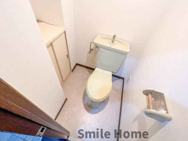 トイレ　清潔感があるトイレです。入るとホッとする、そんな空間。