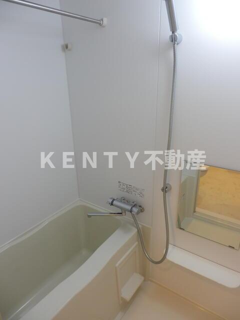 バス・シャワールーム　日々の疲れを癒すお風呂付です