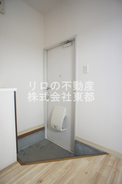 玄関　すっきりシンプルな玄関スペースです！