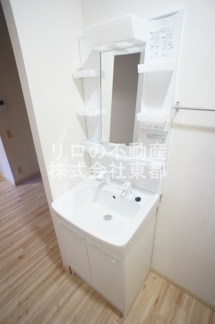 洗面設備　独立洗面台なら落ち着いて身支度ができます☆