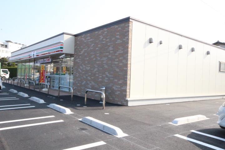 コンビニ　セブンイレブン中津宮夫店（コンビニ）まで853m