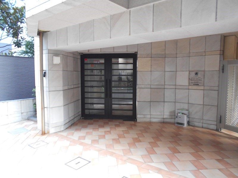 エントランス　毎日通るエントランス♪