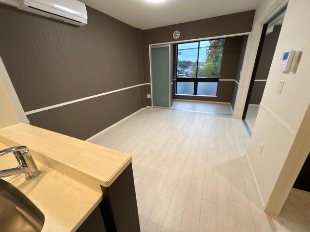 居室・リビング　リビング