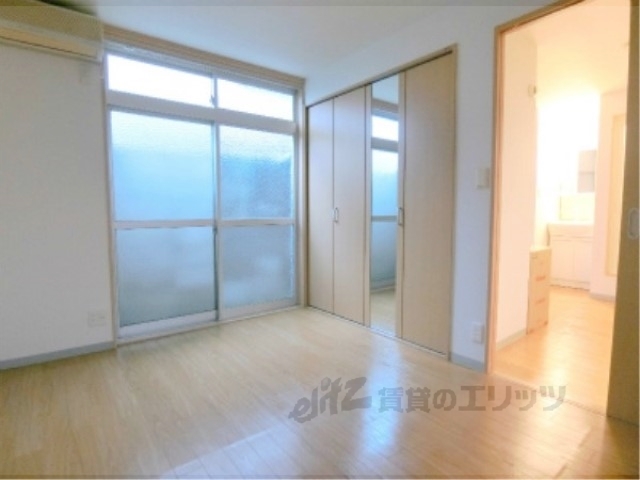 居室・リビング　洋室