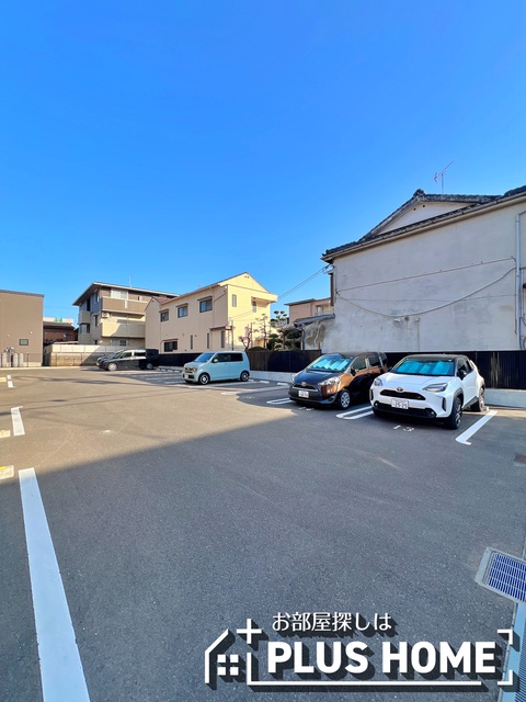 駐車場　同仕様写真
