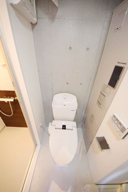 トイレ　同間取別室画像