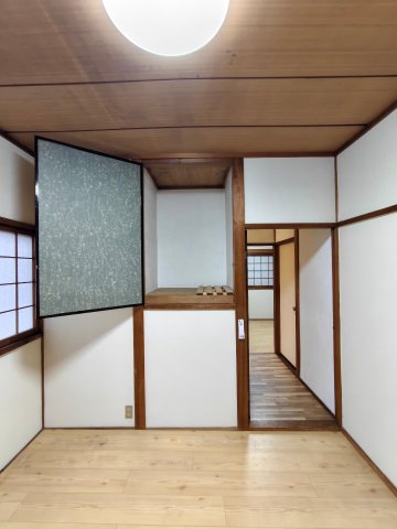 その他部屋・スペース　３階の４畳半和洋室です。