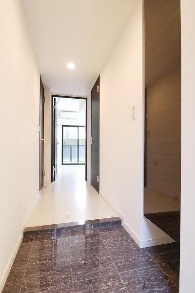 玄関　参考写真