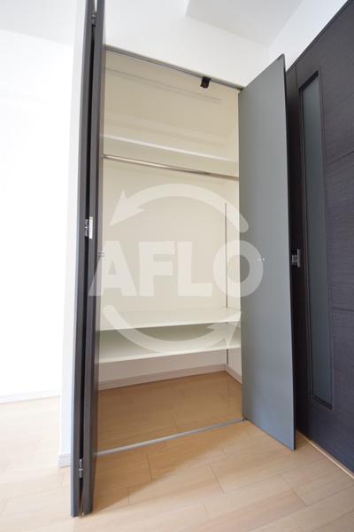 収納　アーデン堺筋本町　クローゼット