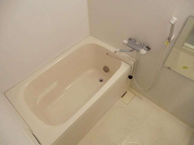 バス・シャワールーム　追焚き浴室・浴室乾燥機有