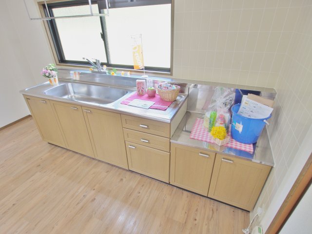 キッチン　※同じ間取りの別部屋のお写真です※