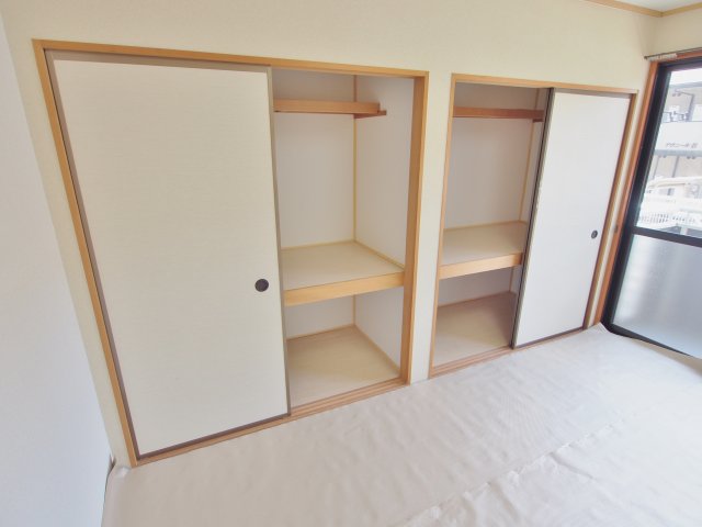 収納　※同じ間取りの別部屋のお写真です※