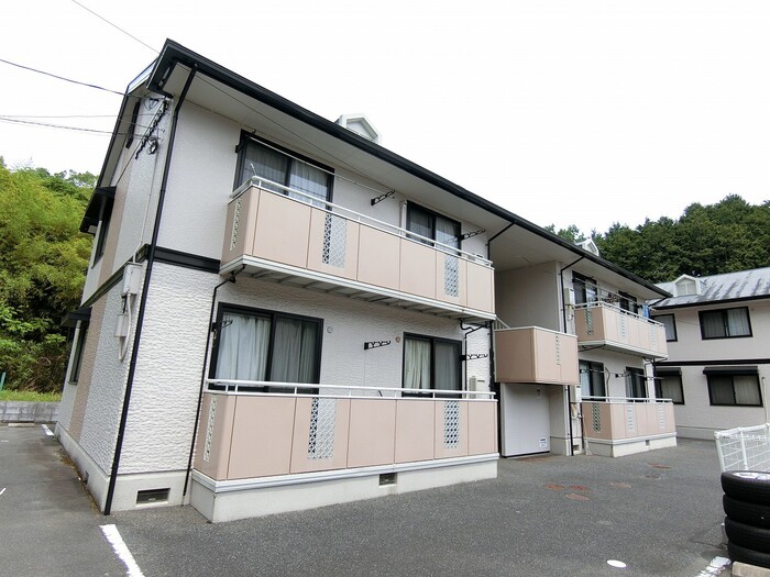 建物外観　※同じ間取りの別部屋のお写真です※