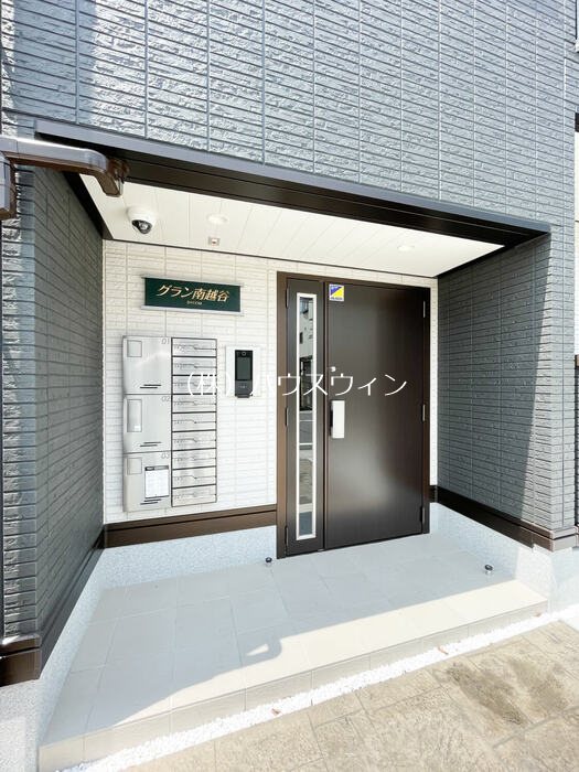 東武伊勢崎線 新越谷駅 徒歩8分 3階建 築1年の外観写真