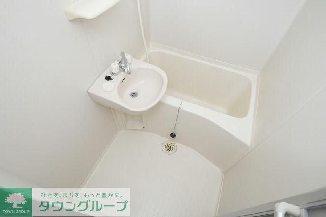 バス・シャワールーム　駐輪場