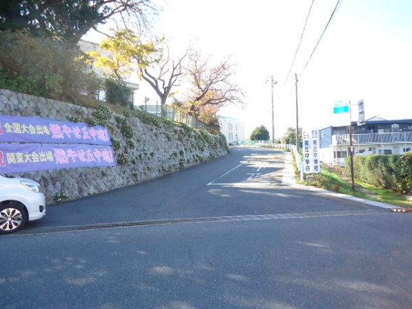 その他　泉丘中学校（その他）まで0m
