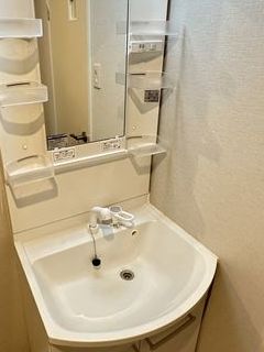 洗面設備　同仕様