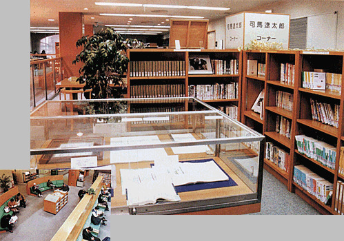 その他　花園図書館（その他）まで686m