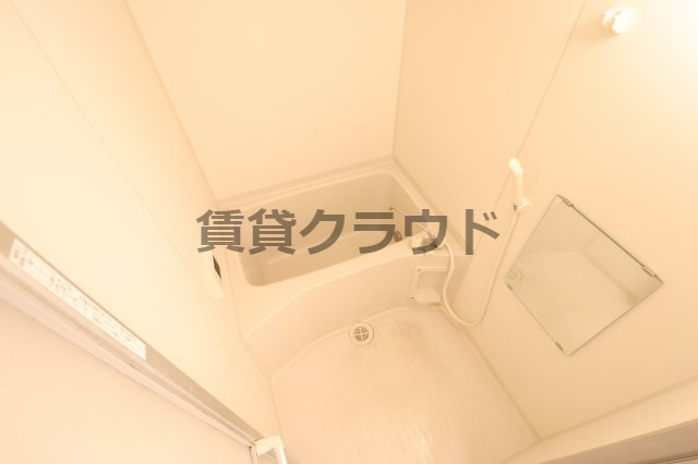 バス・シャワールーム　ゆったり過ごせるお風呂です