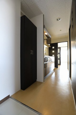 玄関　※別部屋参考資料の為、現状を優先します。