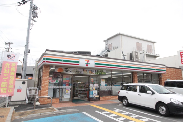 コンビニ　セブイレブン（コンビニ）まで160m