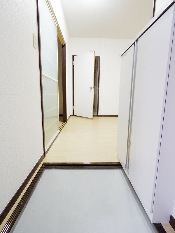 玄関　※別号室写真
