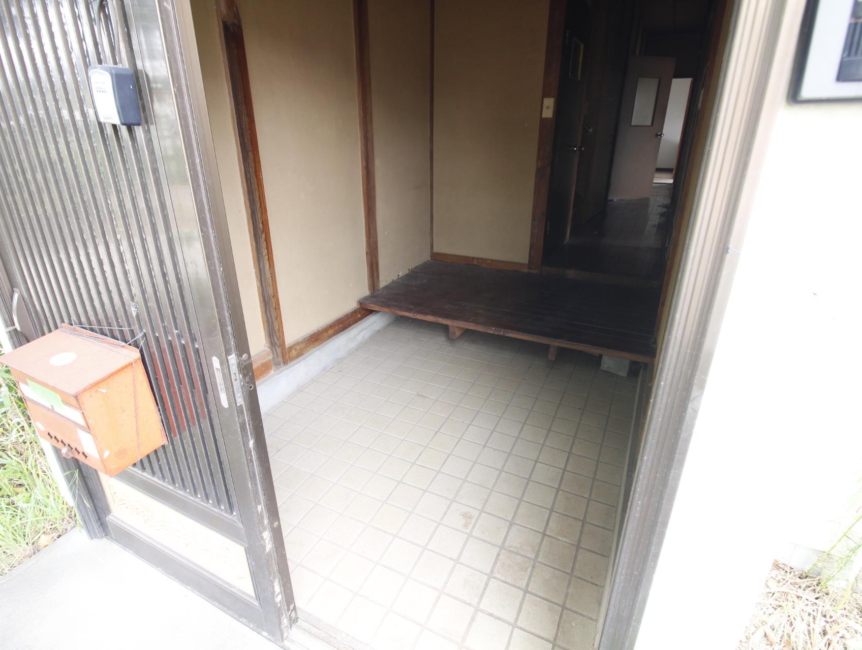 玄関