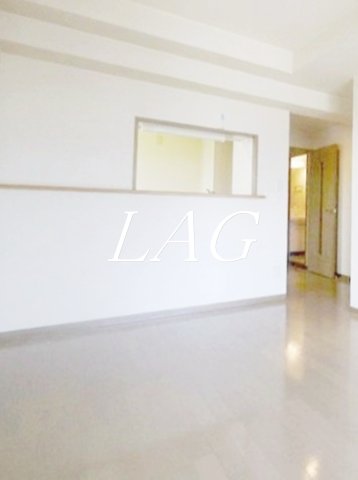 居室・リビング　洋室のお部屋です。（同仕様です。）