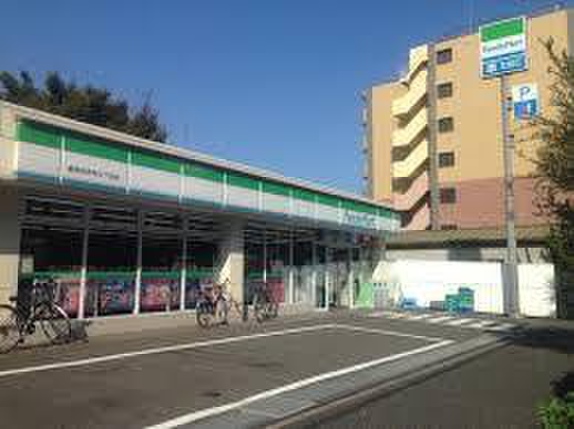コンビニ　ファミリーマート横浜鶴見小野店（コンビニ）まで212m
