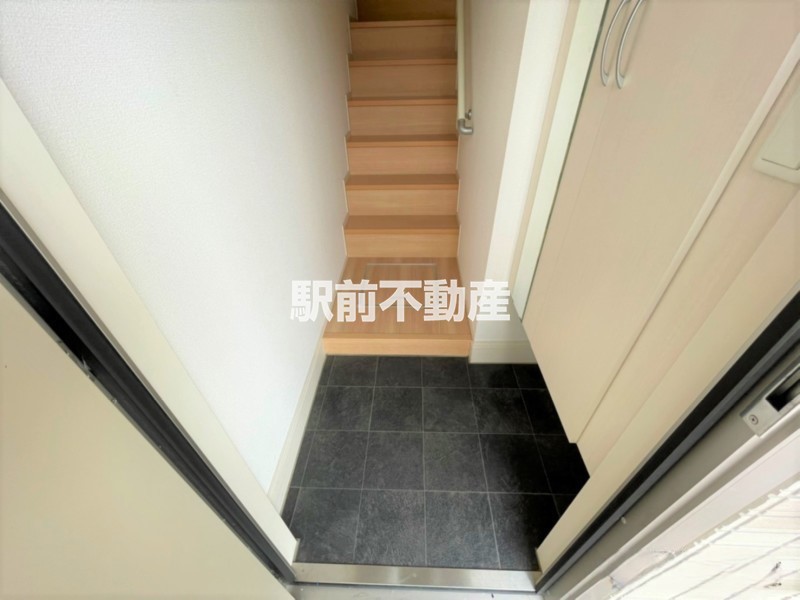 玄関　■類似室内イメージ■