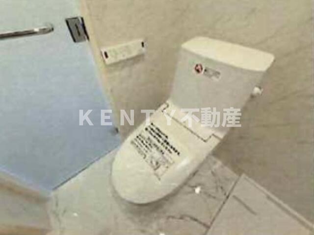 トイレ　清潔感のあるトイレです