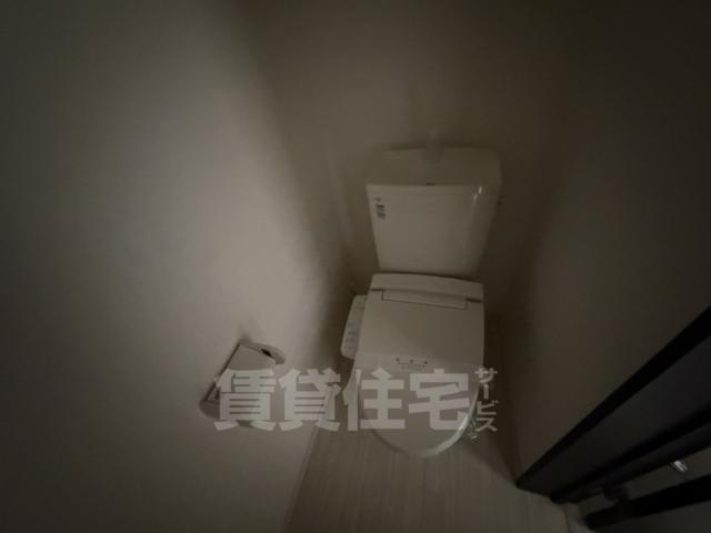 広島電鉄宇品線 御幸橋駅 徒歩8分 3階建 築8年のトイレ写真