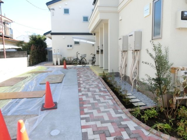 エントランス　★お問い合わせはタウンハウジングまで★