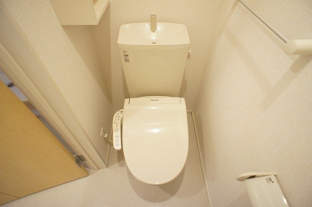 トイレ　トイレもきれいです
