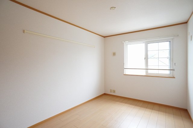 その他部屋・スペース　明るい色調の室内です