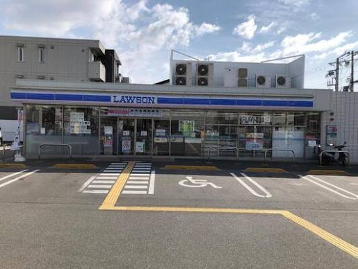 コンビニ　ローソン神戸大町二丁目店（コンビニ）まで322m