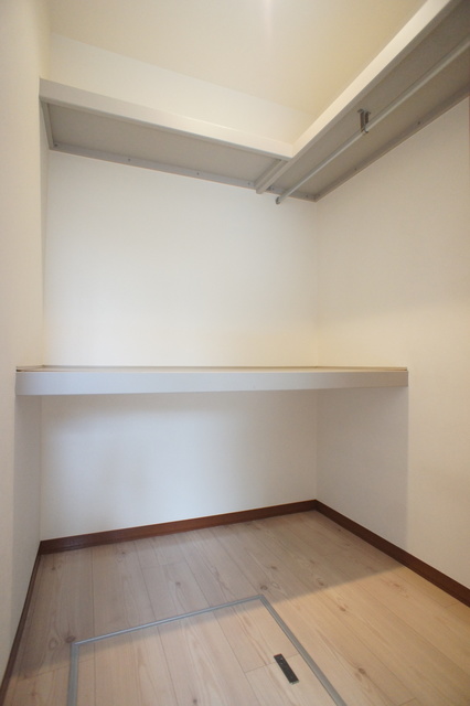 収納　大型のＷＩＣ付で荷物の多い方にオススメです！