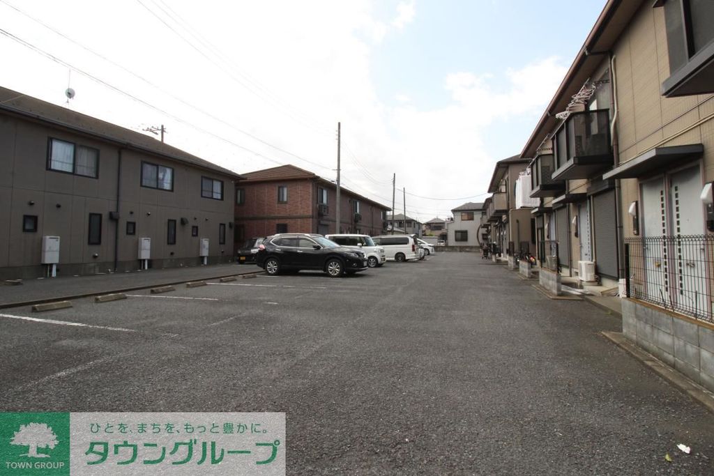 駐車場　駐車場