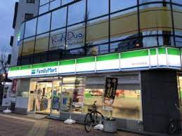 コンビニ　ファミリーマート 高円寺陸橋店（コンビニ）まで691m