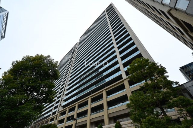 建物外観　内見予約受付中、お気軽にお問い合わせください。
