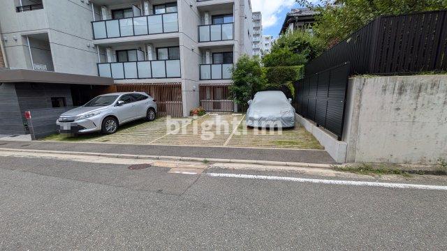 駐車場　カースペースがあります