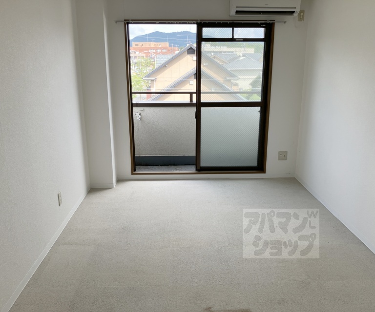 シャントールIIIの居間写真